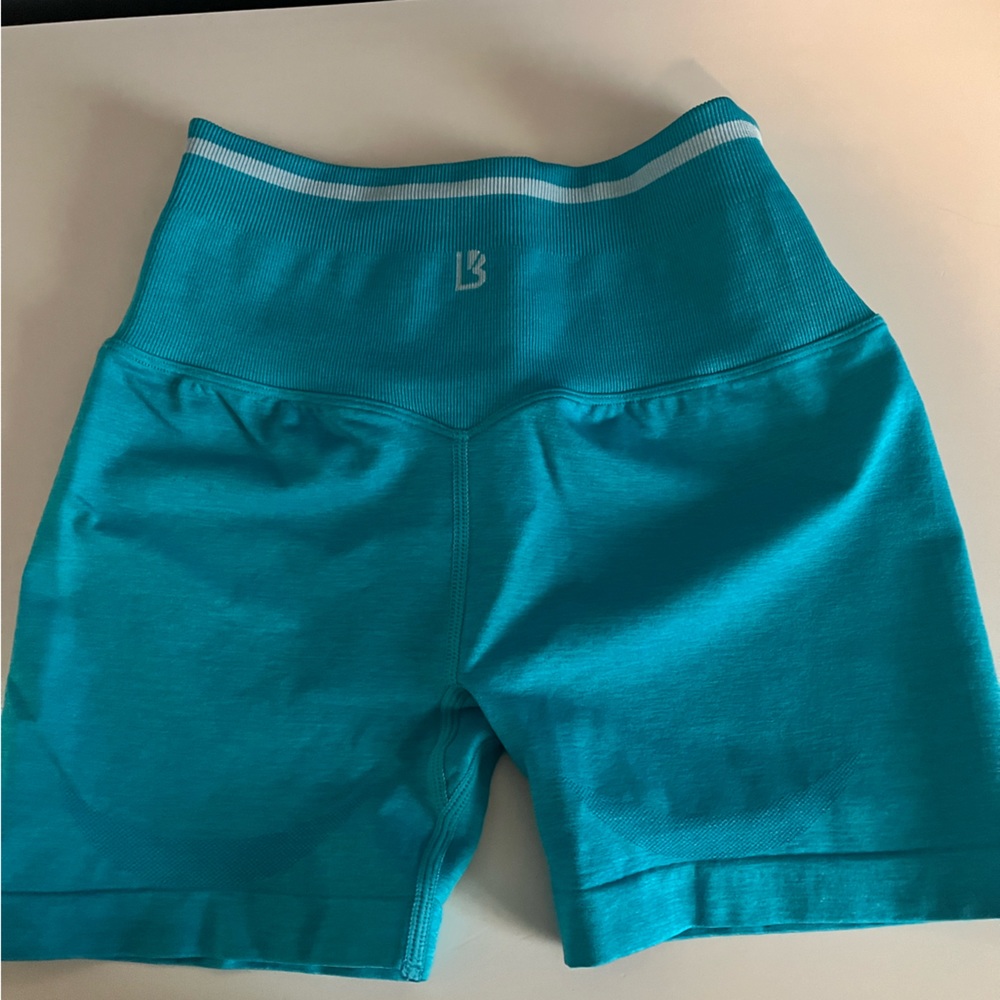 BUFFBUNNY SHORTS
